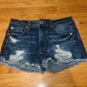 American Eagle Super Stretch Ripped Jean Shorts Size 4 Women’s